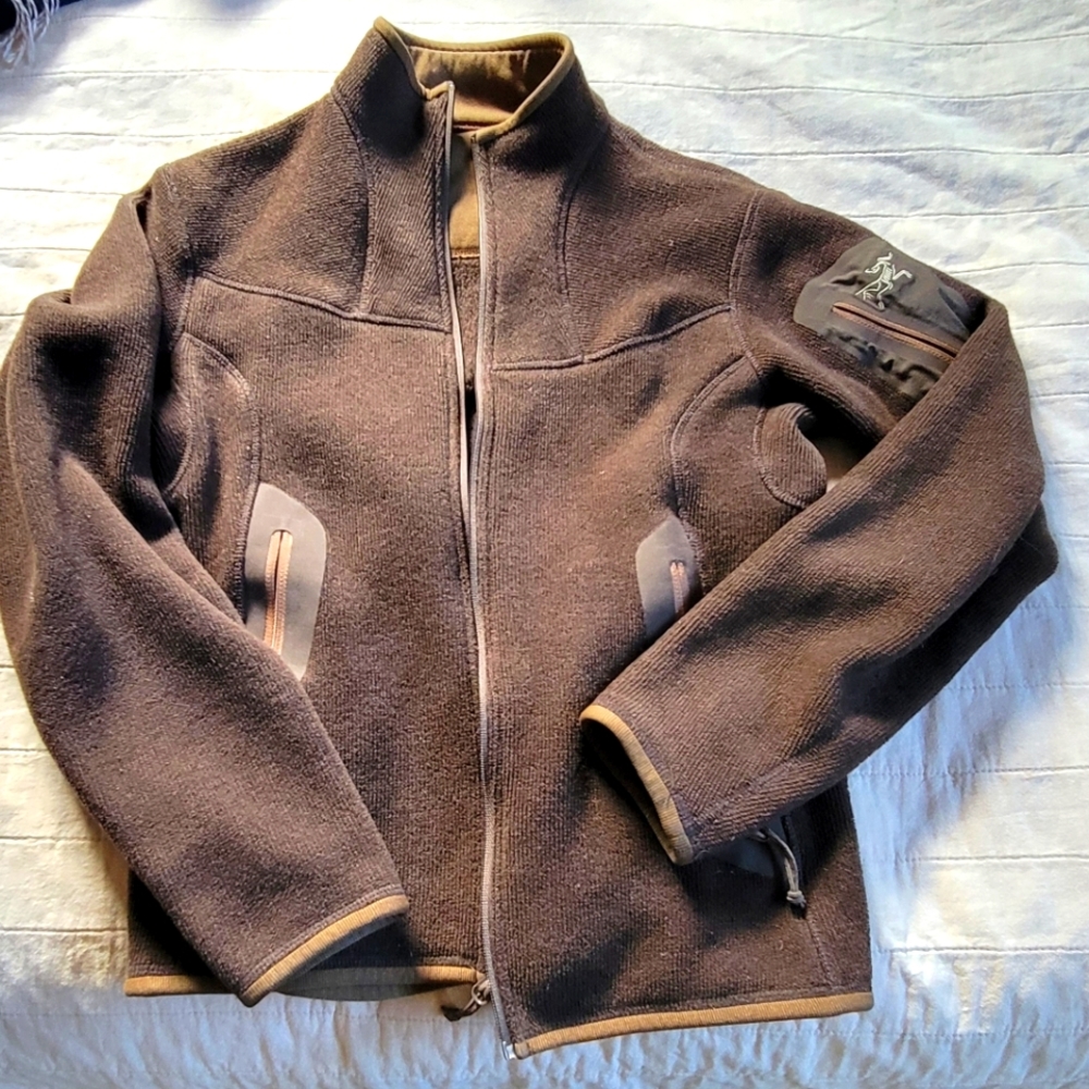 Arc'Terxy vintage fleece sweater
